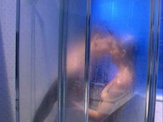 Полностью голая Николь Эггерт в фильме «Смертельный поцелуй» фото #12