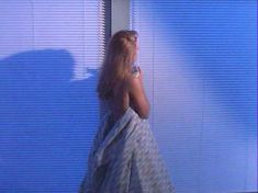 Полностью голая Николь Эггерт в фильме «Смертельный поцелуй» фото #24