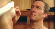 Голая Нэнси Симмондс в фильме «Молчаливый партнер»