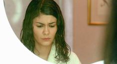 Голый сосок Одри Тоту в фильме «Грязные прелести» фото #1