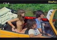 Голая Оливия Паскаль в фильме «Лихорадка летней ночи» фото #8