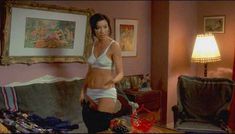 Голая грудь Ор Атика в фильме «В конце света - налево» фото #2