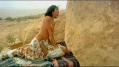 Голая грудь Ор Атика в фильме «В конце света - налево» фото #10