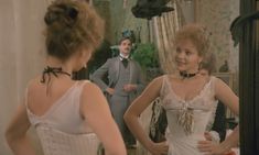 Голая Орнелла Мути в фильме «Любовь Свана» фото #1