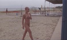 Голая Орнелла Мути в фильме «Девушка из Триеста» фото #19