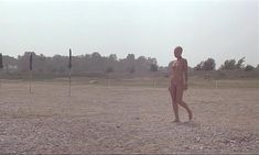 Голая Орнелла Мути в фильме «Девушка из Триеста» фото #23