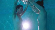 Голая Паркер Поузи в фильме «Юбилей» фото #1