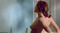 Голая Паскаль Бюссьер в фильме «Когда наступает ночь» фото #13