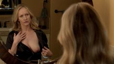 Голая Паула Малкомсон в сериале «Рэй Донован» фото #16