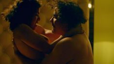 Голая Паулина Гайтан в сериале «Нарко» фото #1