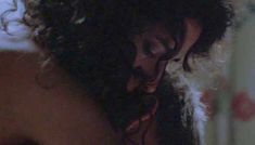 Голая Паулина Гальвес в фильме «Лицо террора» фото #4