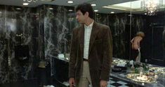 Голая Пегги Сандерс в фильме «В ночи» фото #1