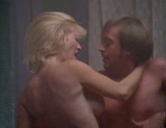 Голая Пегги Трентини в фильме «Человеческие желания» фото #5