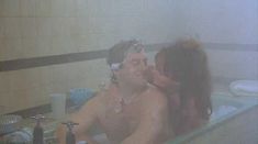 Голая Полин Коллинз в фильме «Ширли Валентайн» фото #4