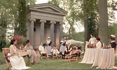 Голая Полли Уокер в фильме «8 1.2 женщин» фото #4