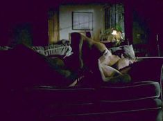 Голая Полли Шеннон в фильме «Соседка» фото #6