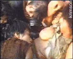 Голая Пэм Гриер в фильме «Женщины в клетках»