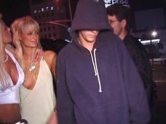 Пэрис Хилтон засветила грудь на Celebrity News Reels Best of Paris фото #7