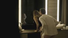 Голая Райли Кио в сериале «Девушка по вызову» фото #11