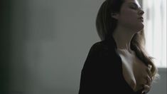 Голая Райли Кио в сериале «Девушка по вызову» фото #79