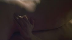 Голая Ребекка Блумхаген в сериале «Руководство девушек в греховности» фото #14