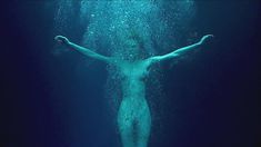 Голая Ребекка Ромейн в фильме «Роковая женщина» фото #10