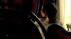 Голая Ребекка Холл в фильме «Широкое Саргассово море» фото #6