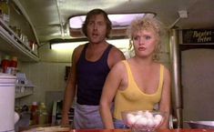 Голая грудь Рене Саутендейк в фильме «Заводные» фото #4