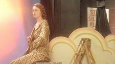 Голая Розалинд Халстэд в фильме «Миссис Хендерсон представляет» фото #5