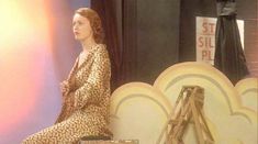 Голая Розалинд Халстэд в фильме «Миссис Хендерсон представляет» фото #6