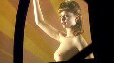 Голая Розалинд Халстэд в фильме «Миссис Хендерсон представляет» фото #10