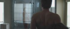 Голая Розамунд Пайк в фильме «Исчезнувшая» фото #1