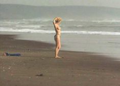 Голая Розанна Аркетт в фильме «Не тот человек» фото #3