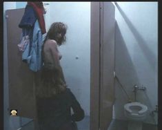 Голая Розанна Аркетт в фильме «Песнь моря» фото #14