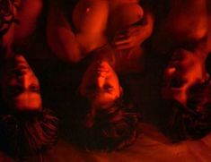 Голая Роуз МакГоун в фильме «Поколение игры «Doom»» фото #15