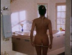 Голая Рошелль Суонсон в фильме «Тайные игры 3» фото #14