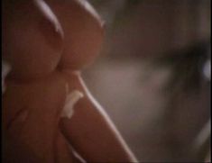 Голая Рошелль Суонсон в фильме «Тайные игры 3» фото #32