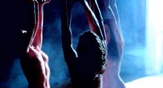 Голая Руби ЛаРокка в фильме «Плоть для зверя» фото #7