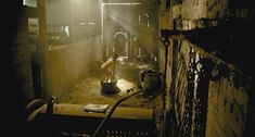 Голая Рус ван Эркель в фильме «Бомбёжка» фото #1