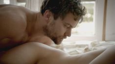 Голая Рут Уилсон в сериале «Любовники» фото #11