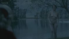 Голая Рэйчел Стирлинг в сериале «Влюбленные женщины»