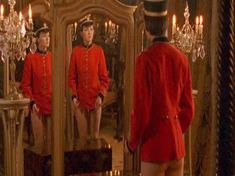 Голая Рэйчел Стирлинг в сериале «Бархатные ножки» фото #9