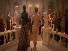 Голая Рэйчел Стирлинг в сериале «Бархатные ножки» фото #14