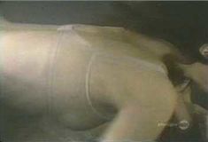 Голая Рэйчел Уорд в фильме «Крепость» фото #2