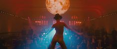 Голая Рэйчел Хэндлер в фильме «Большой взрыв»