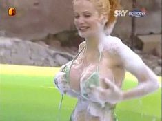 Голая Сабрина Саброк в сериале «Большой Брат VIP. Мексика» фото #16