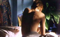 Голая Саманта Мортон в фильме «Внутри себя» фото #5