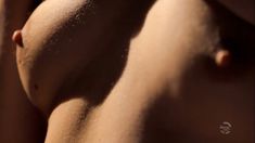 Голая Саманта Райан в фильме «Однажды на кухне» фото #2