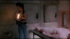 Голая Саманта Филлипс в фильме «Фантазм 2» фото #2