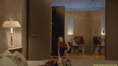 Голая Саманта Фэрроу в сериале «Перевозчик» фото #4
